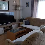 Zemunik 아파트 오미스