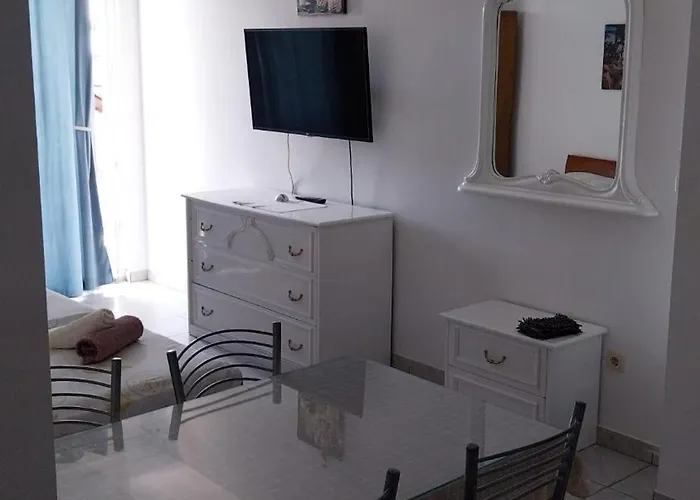 Zemunik Appartamento Omiš